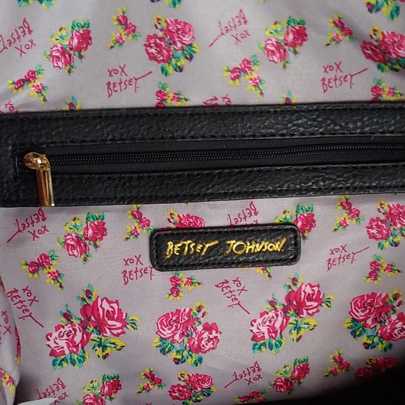 Betsey Johnson Large Nylon Weekender Black - Picture 7 of 11